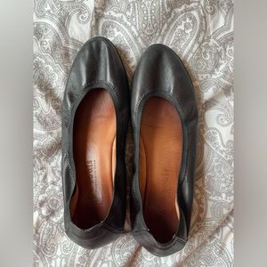 Gentle Souls size 7 black leather shoes